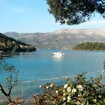 Milea * Korčula